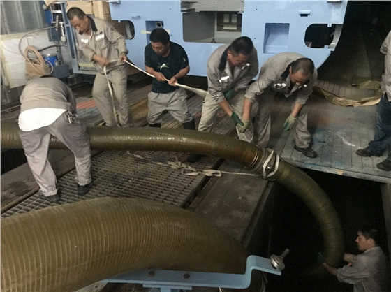 大流量轉(zhuǎn)子泵移動(dòng)泵車助力龐巴迪廠區(qū)排水 大流量轉(zhuǎn)子泵移動(dòng)泵車助力龐巴迪廠區(qū)排水