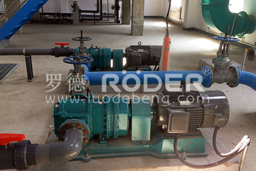 離心機進(jìn)料泵1 (1).jpg 離心機進(jìn)料泵1 (1).jpg