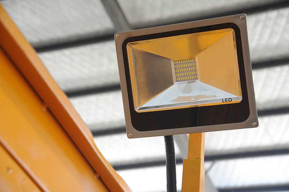 青島羅德移動泵車應(yīng)急照明燈 青島羅德移動泵車應(yīng)急照明燈