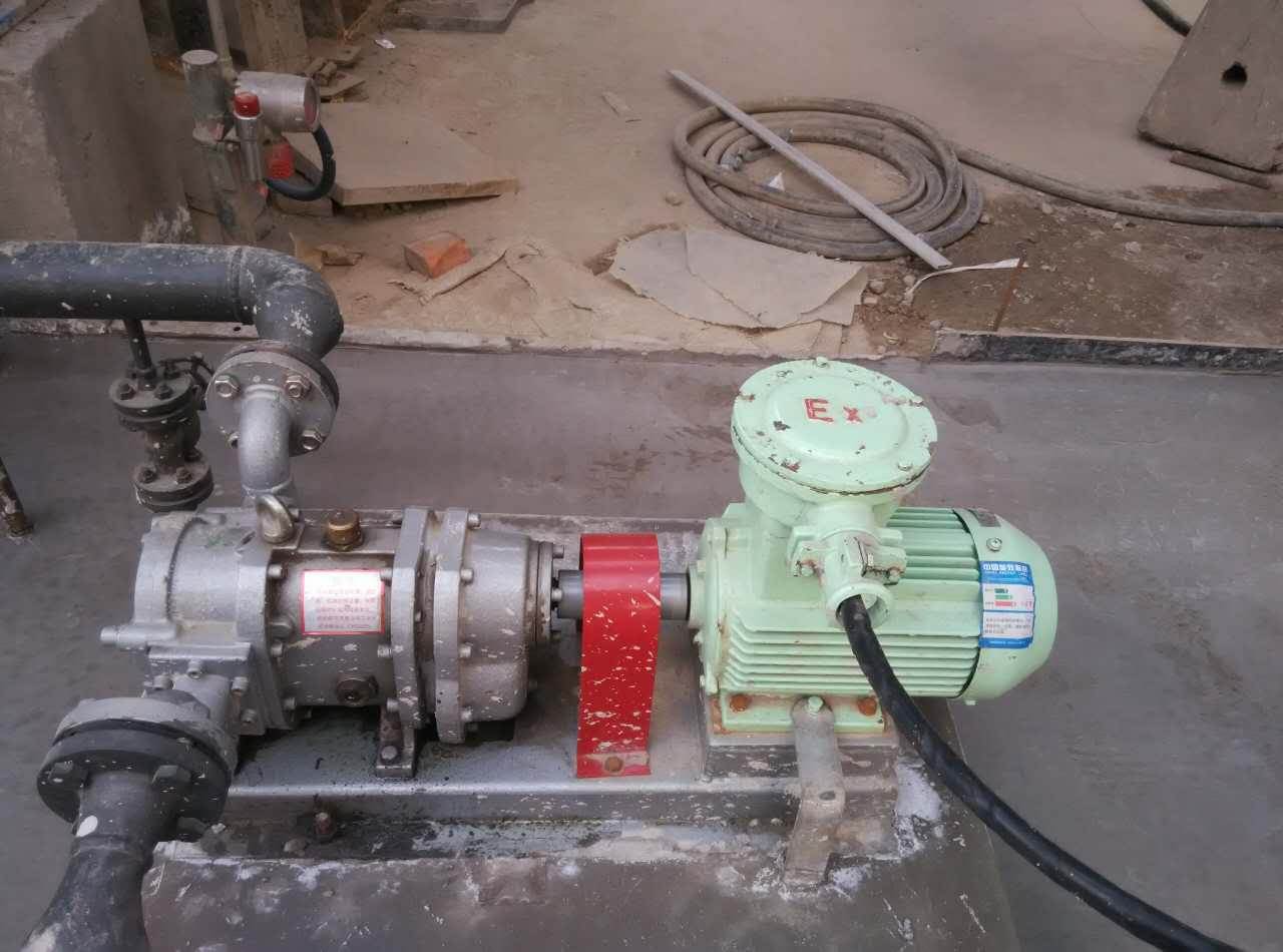 羅德污油轉(zhuǎn)子泵在石油石化行業(yè)的應用20160615 羅德污油轉(zhuǎn)子泵在石油石化行業(yè)的應用20160615